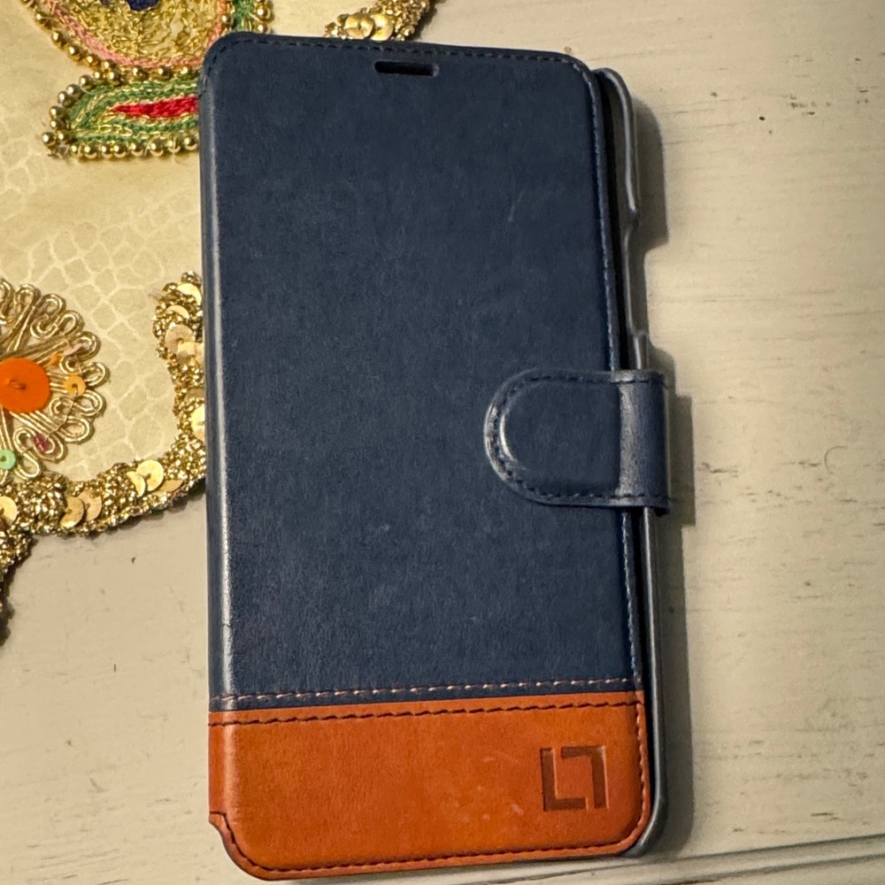 Elegant Navy and Tan Leather Phone Case